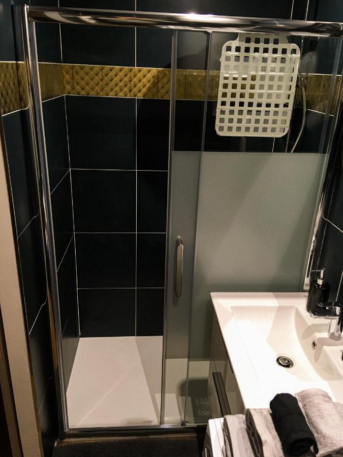 Le Carre D'Or - Appartement Confort - Jardin Prive 阿棉 外观 照片